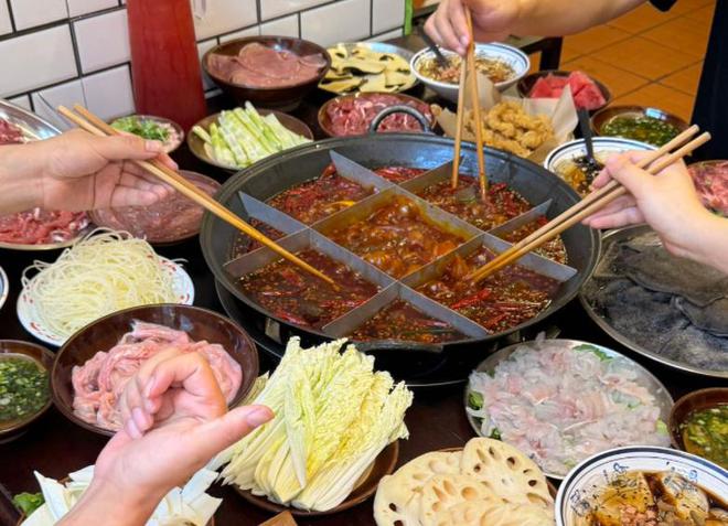 楠火锅第9小龙坎排第6第一名不意外麻将胡了app全国火锅店门店数量：(图3)