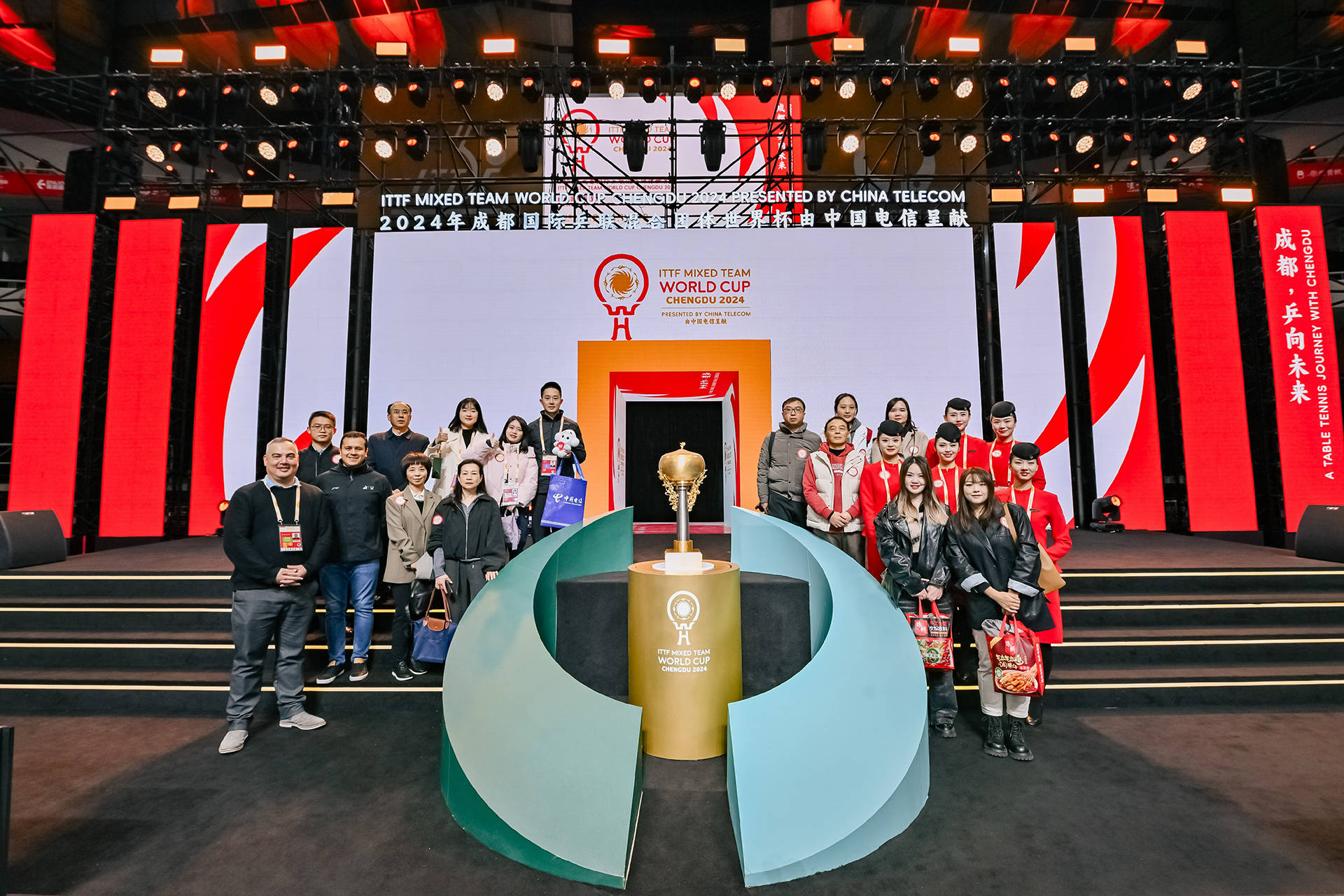 火锅底料机构竟让大厨集体失业!麻将胡了2试玩震惊!这家四川(图2) 火锅底料机构竟让大厨集体失业!麻将胡了2试玩震惊!这家四川(图2)